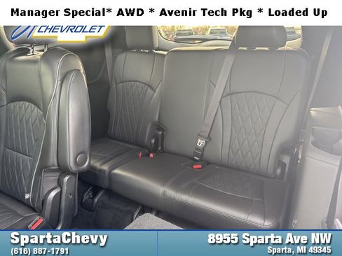 Used 2023 Buick Enclave Avenir image 16