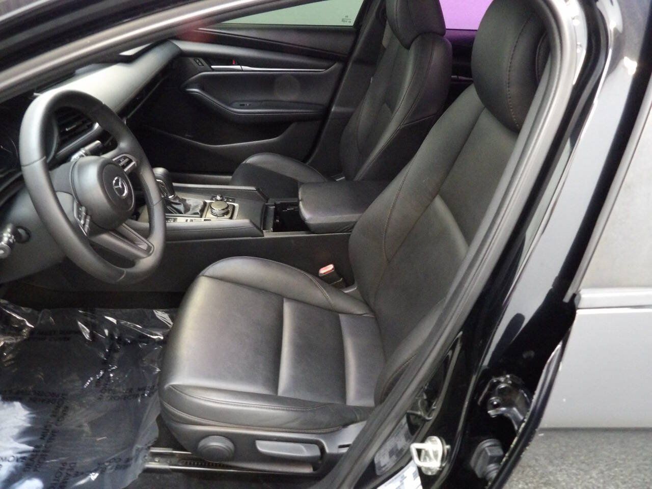 Used 2020 MAZDA MAZDA3 Sedan w/ Select Package FWD image 8