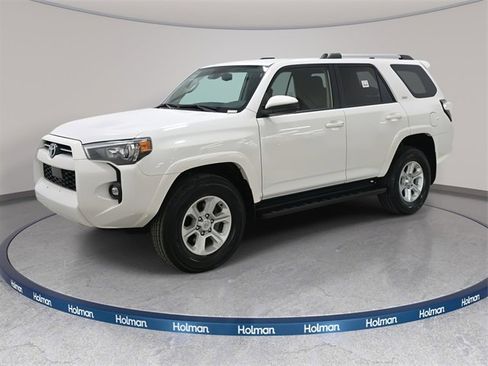 Certified 2024 Toyota 4Runner SR5 image 2