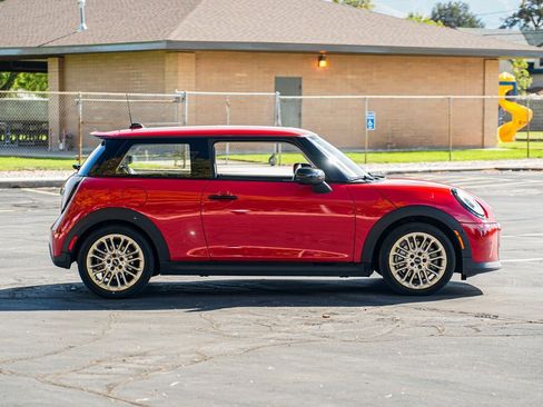 Used 2025 MINI Cooper S image 4