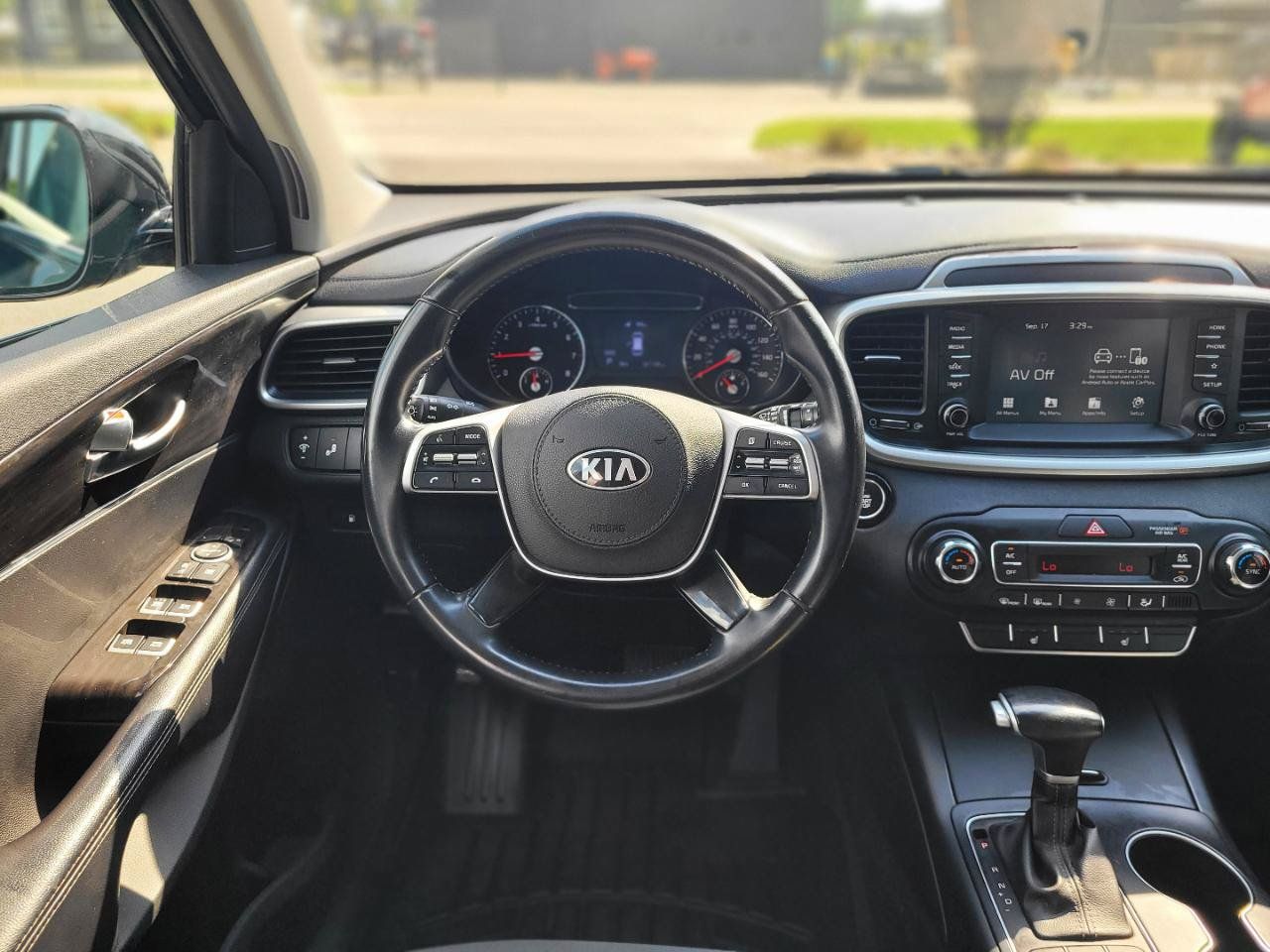Used 2020 Kia Sorento S AWD/4WD image 9