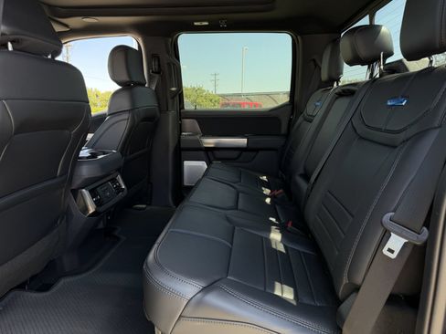 New 2026 Ford F250 Platinum w/ Platinum Plus Package AWD/4WD image 27