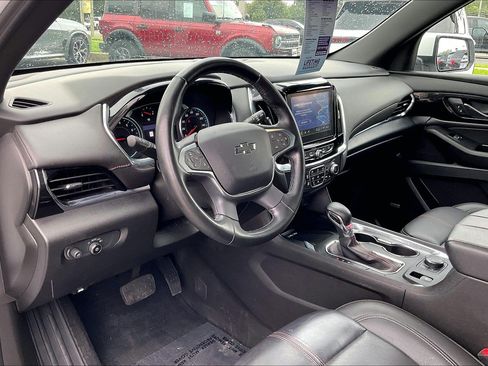 Used 2023 Chevrolet Traverse RS AWD/4WD image 12
