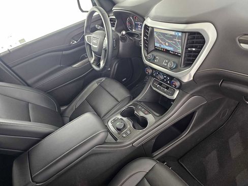 Used 2023 GMC Acadia SLT FWD image 11