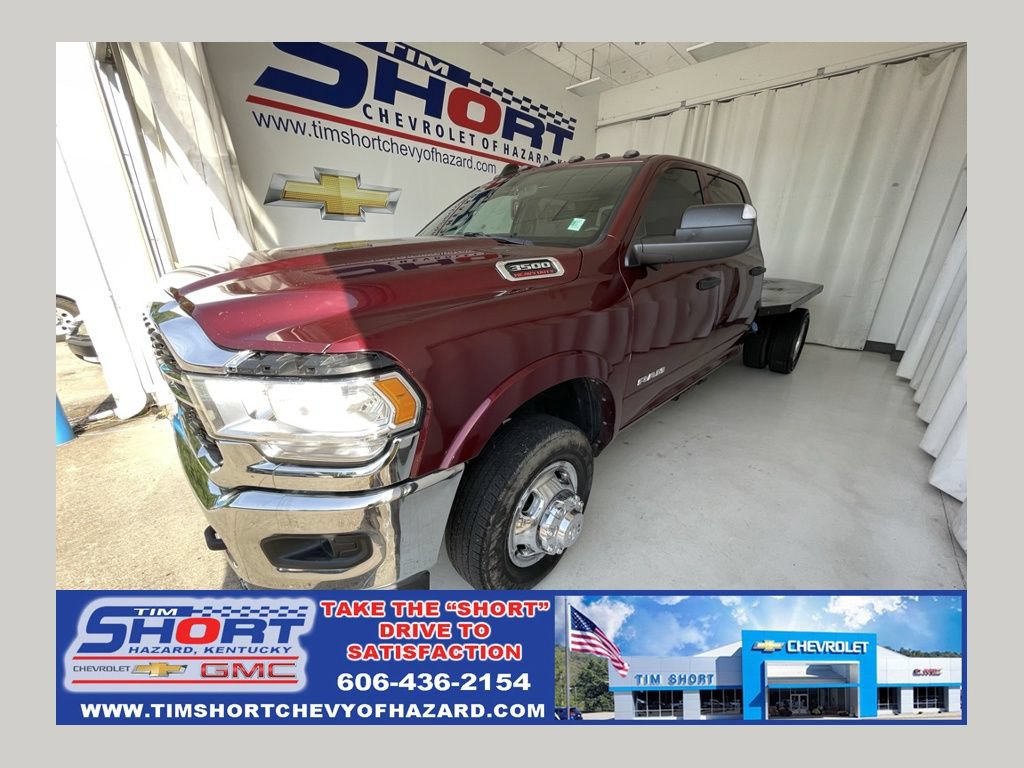 Used 2022 RAM 3500 Tradesman w/ Chrome Appearance Group AWD/4WD image 1