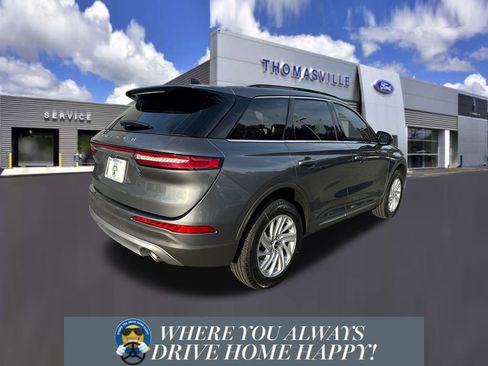 New 2026 Lincoln Corsair Premiere image 3