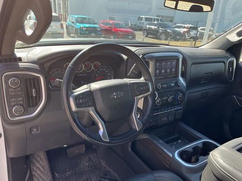 Used 2020 Chevrolet Silverado 1500 LT Trail Boss image 11