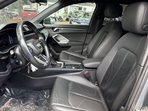 Used 2020 Audi Q3 2.0T Premium image 9