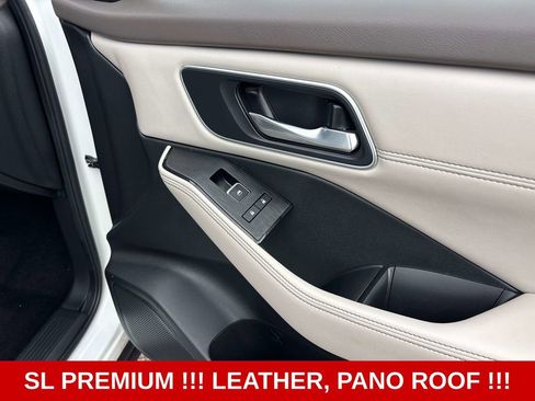 Used 2021 Nissan Rogue SL w/ Premium Package AWD/4WD image 17