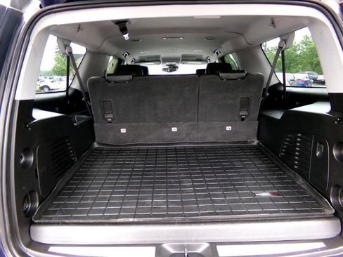 Used 2018 Chevrolet Suburban LT image 48