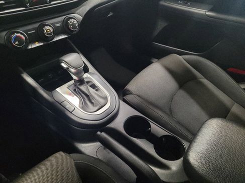 Used 2022 Kia Forte LXS FWD image 26