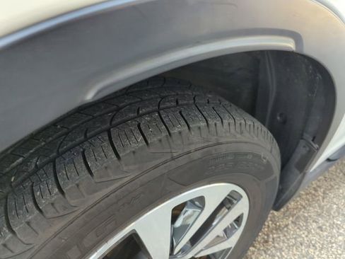 Used 2021 Subaru Outback Premium image 32