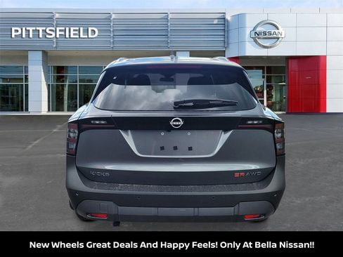 New 2026 Nissan Kicks SR w/ SR Premium Package AWD/4WD image 4