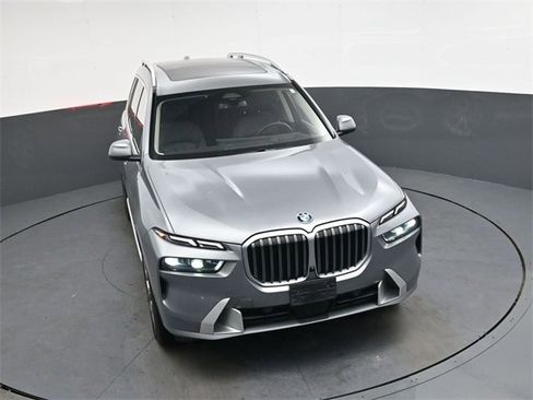 Used 2024 BMW X7 xDrive40i image 22