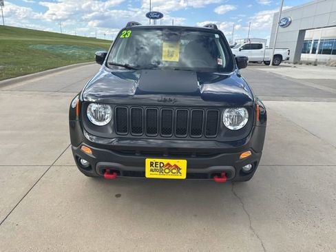 Used 2023 Jeep Renegade Trailhawk AWD/4WD image 8