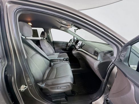 Used 2018 Honda Odyssey EX image 31