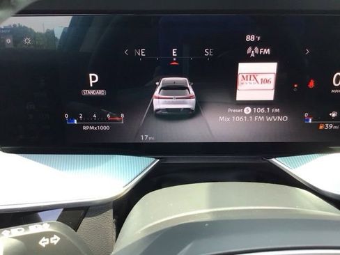 New 2025 Nissan Murano SL image 11