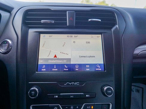 Used 2019 Ford Fusion SE w/ Equipment Group 151A FWD image 23
