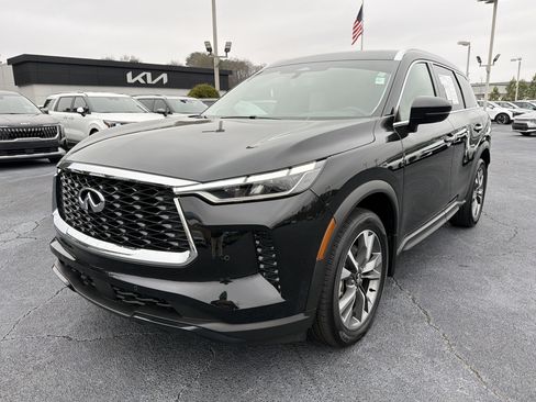 Used 2025 INFINITI QX60 Luxe image 3