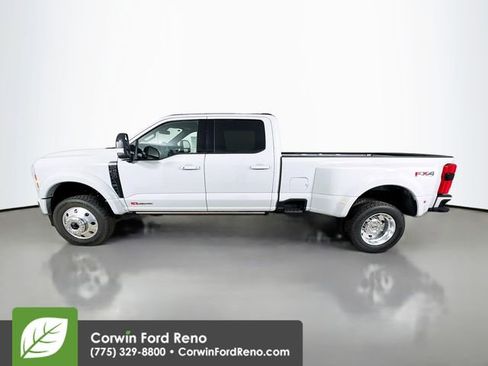 New 2025 Ford F450 Platinum w/ FX4 Off-Road Package image 4