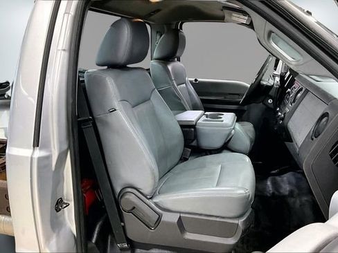 Used 2015 Ford F550 4x4 Regular Cab Super Duty image 20