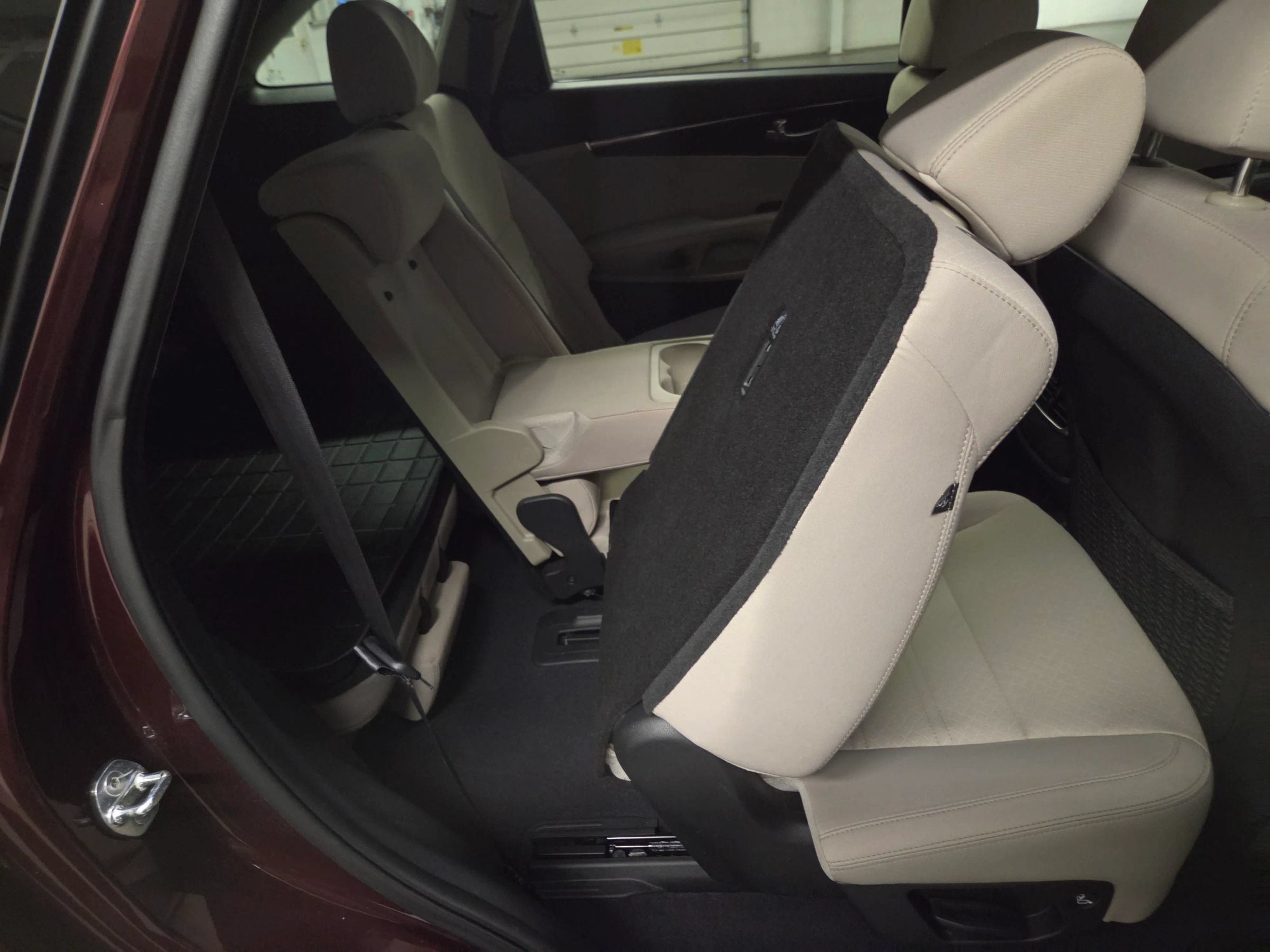 Used 2020 Kia Sorento S FWD image 36