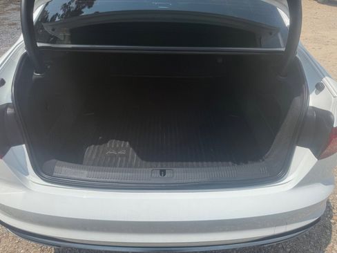 Used 2020 Audi A4 2.0T Premium image 8