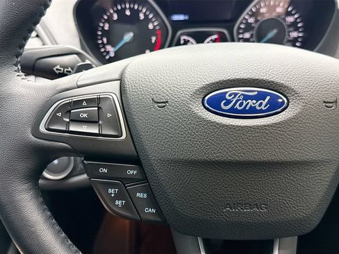 Used 2017 Ford Escape SE w/ SE Leather Comfort Package AWD/4WD image 11