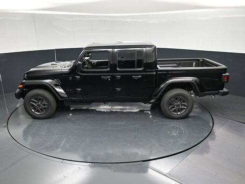 New 2026 Jeep Gladiator Sport AWD/4WD image 49