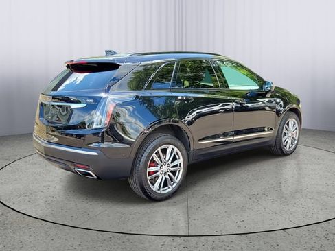 Used 2022 Cadillac XT5 Sportv w/ Technology Package AWD/4WD image 3