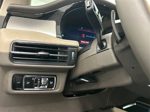 Used 2023 Lincoln Corsair AWD image 31