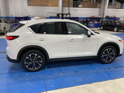 Used 2023 MAZDA CX-5 AWD 2.5 S w/ Premium Package image 8