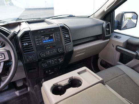 Used 2015 Ford F150 XL w/ Equipment Group 101A Mid AWD/4WD image 22