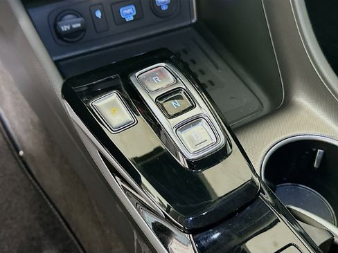 Used 2023 Hyundai Sonata SEL w/ Convenience Package FWD image 21