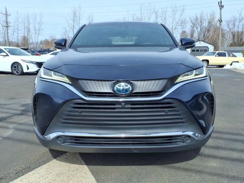 Used 2021 Toyota Venza Limited image 6