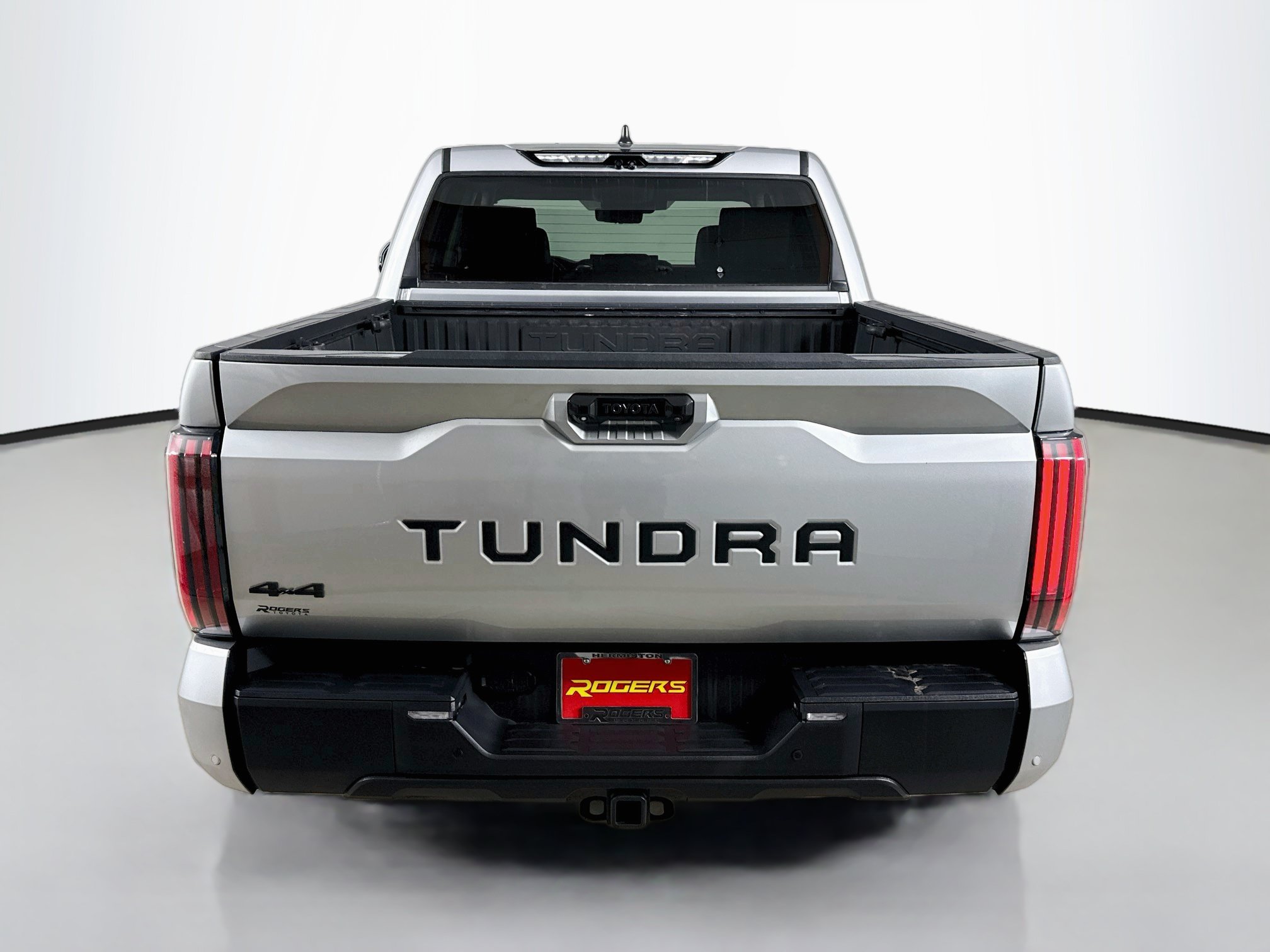 Used 2024 Toyota Tundra Limited w/ TRD Off-Road Package AWD/4WD image 7