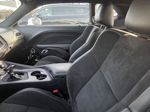 Certified 2023 Dodge Challenger GT w/ Plus Package image 4