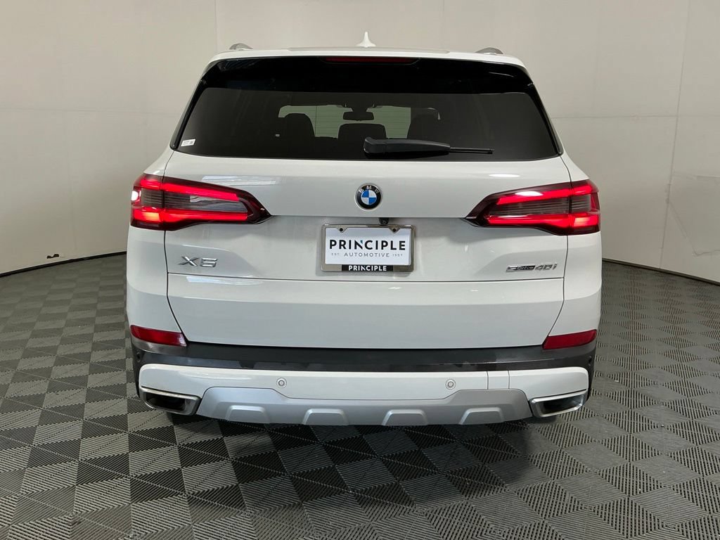 Certified 2023 BMW X5 sDrive40i w/ Premium Package RWD image 9