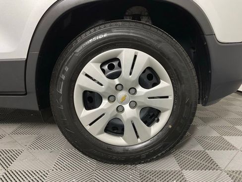 Used 2016 Chevrolet Trax LS image 10