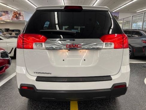 Used 2015 GMC Terrain SLE w/ Convenience Package FWD image 6