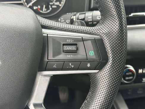 Used 2023 Mitsubishi Outlander SE image 22