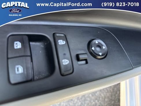 Used 2023 Hyundai Elantra Limited w/ Cargo Package FWD image 21