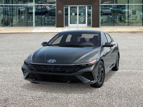 New 2026 Hyundai Elantra Hybrid FWD image 6
