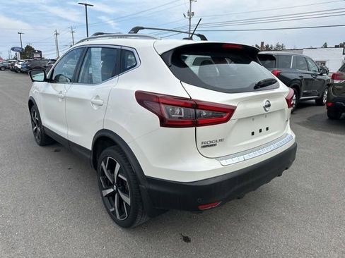Used 2022 Nissan Rogue Sport SL image 5