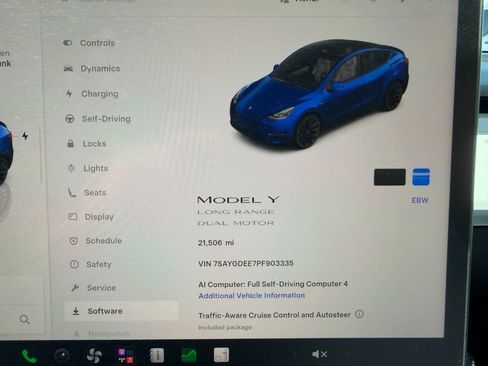 Used 2023 Tesla Model Y Long Range AWD/4WD image 25