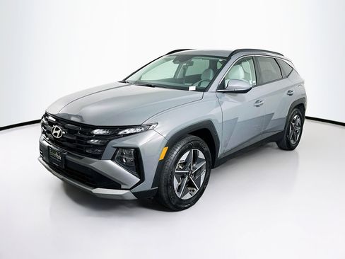 Used 2025 Hyundai Tucson SEL image 3