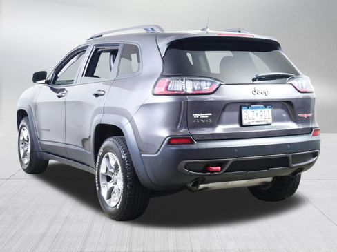 Used 2019 Jeep Cherokee Trailhawk AWD/4WD image 5