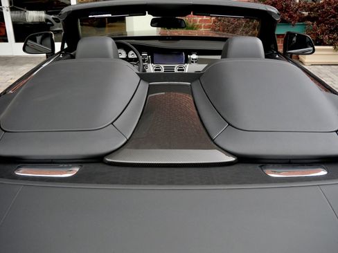 Used 2020 Rolls-Royce Dawn image 22