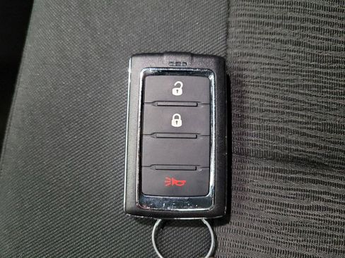 Used 2023 Jeep Grand Cherokee Laredo RWD image 32