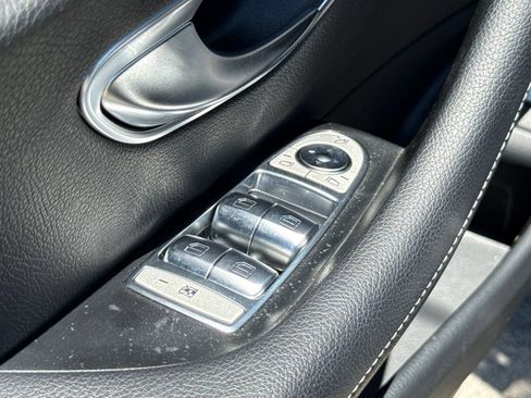 Used 2022 Mercedes-Benz E 350 Sedan image 23